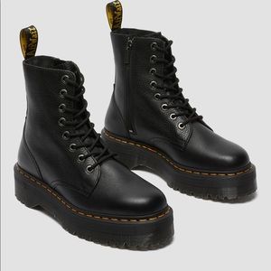 Dr. Martens Jadon Pisa Leather Sz 9